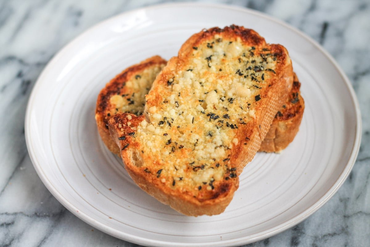 The-Best-Garlic-Bread-5 Tasty garlic bread - Image 1
