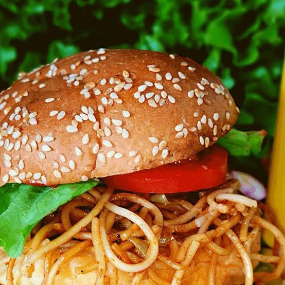 images (2) Noodles Burger - Image 1